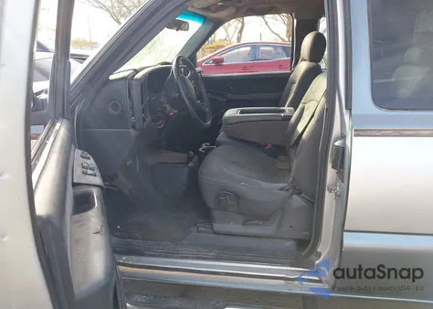 2002 Chevrolet Silverado 1500 Ls from USA, damaged, VIN 2GCEK19T721389486